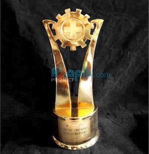 trofi model gear dari bahan timah